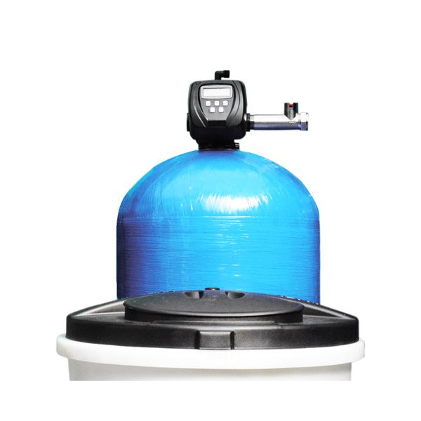A blue tank with a black lid is sitting on top of a white container.