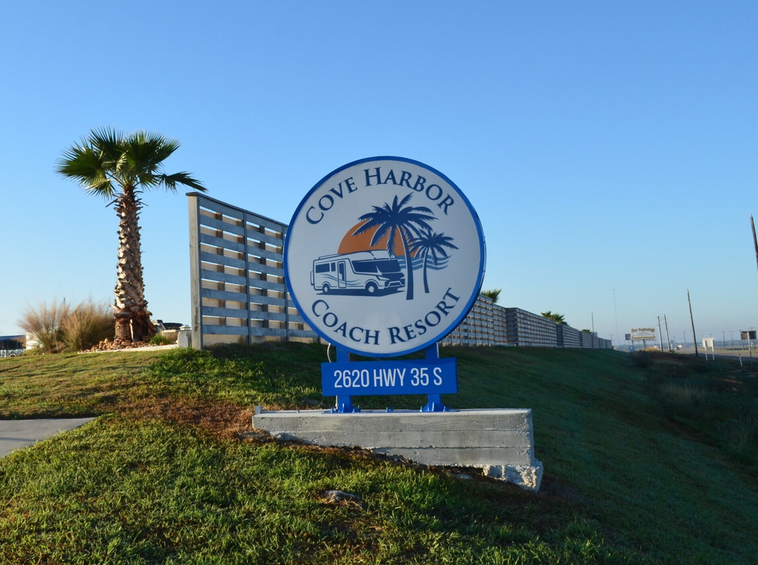 cove harbor coach resort