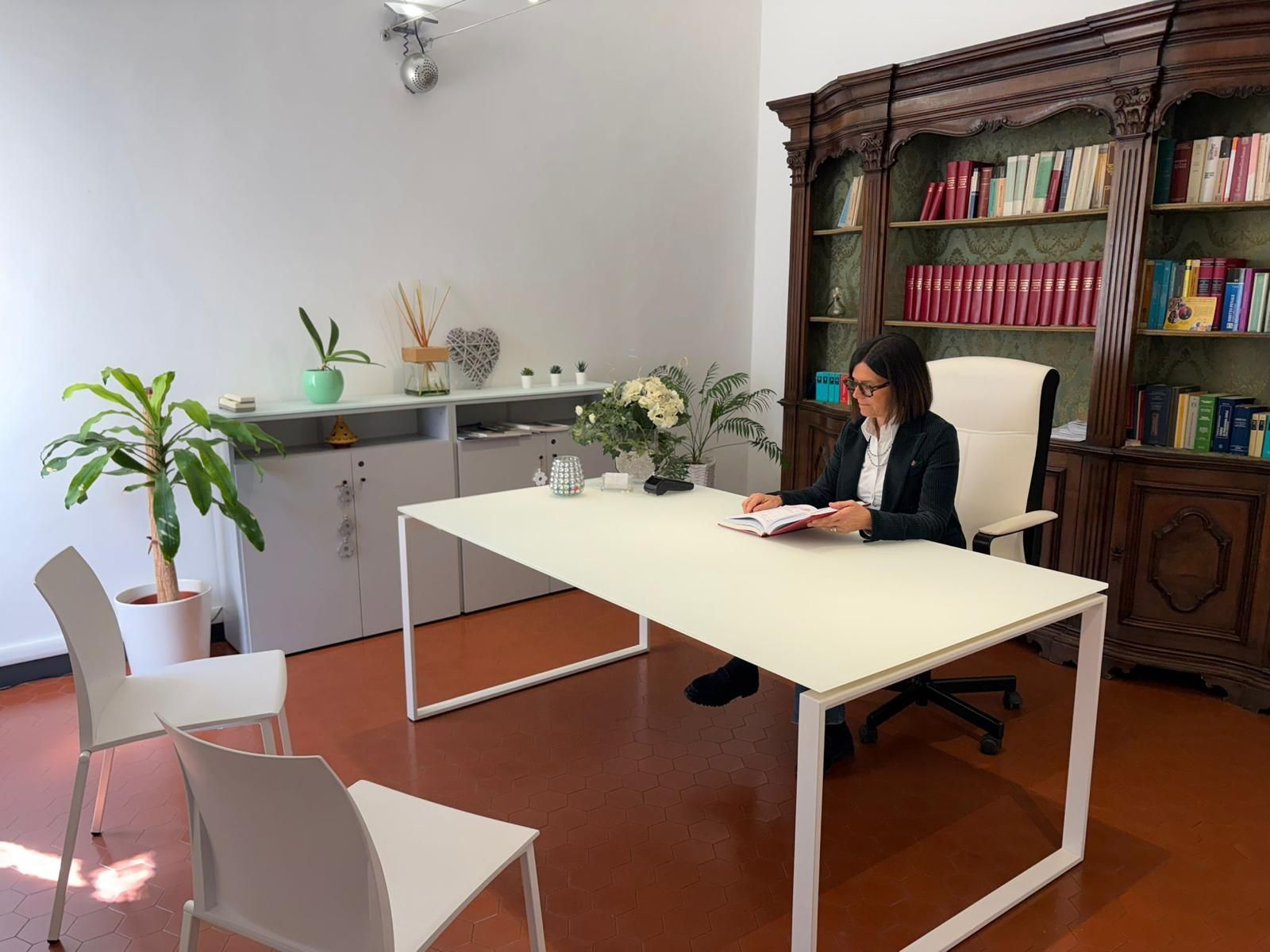 avv. monica tomatis