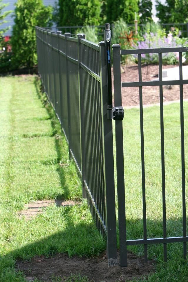 aluminum fence gate in Madison, Wisconsin