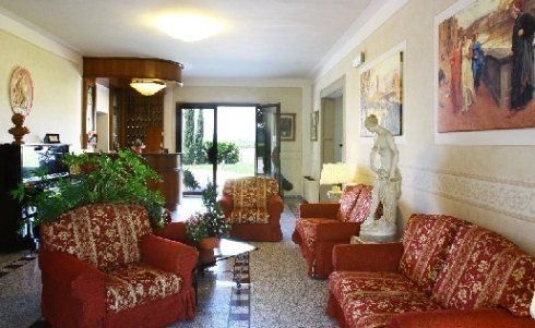 Entrata hotel