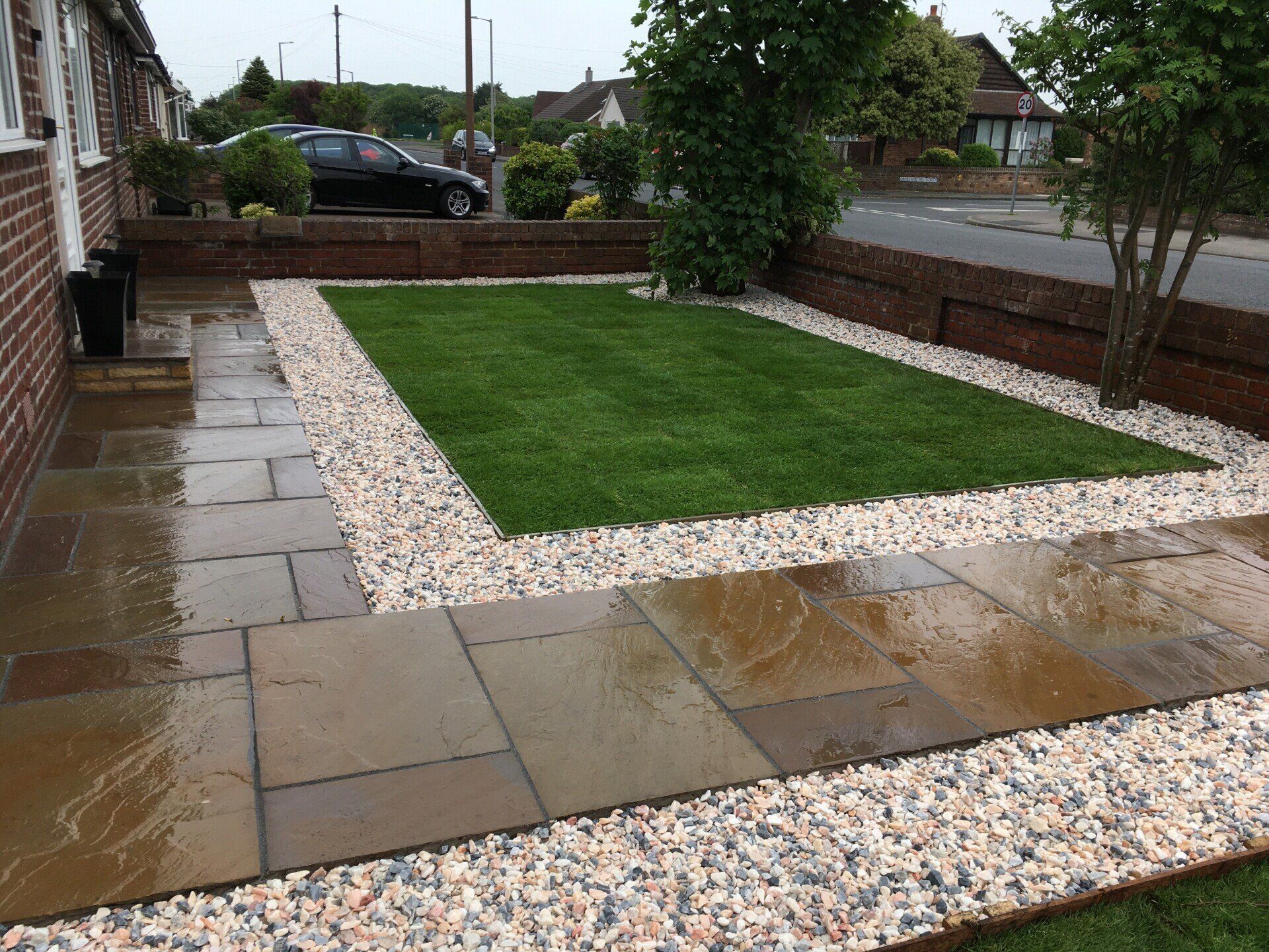 low maintainence garden in blackpool,preston,morecambe,garstang,lancaster,kendal,windermere,bowness,lake district,barrow in furness,