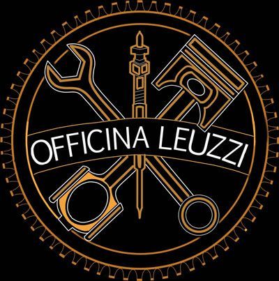 Logo nero e oro di Officina Leuzzi, con una chiave inglese, un pistone e un cacciavite incrociati all’interno di un cerchio dentato