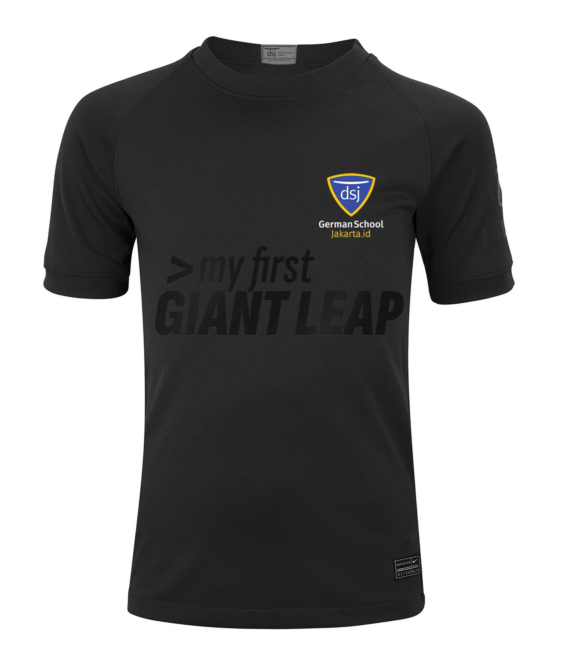 A black shirt that says my first giant leap