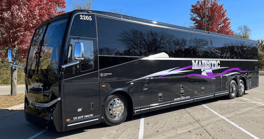 56 passenger charter coach bus service des moines iowa