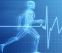 Illustrazione blu di una persona che corre con uno scheletro sovrapposto e una linea che rappresenta il battito cardiaco.