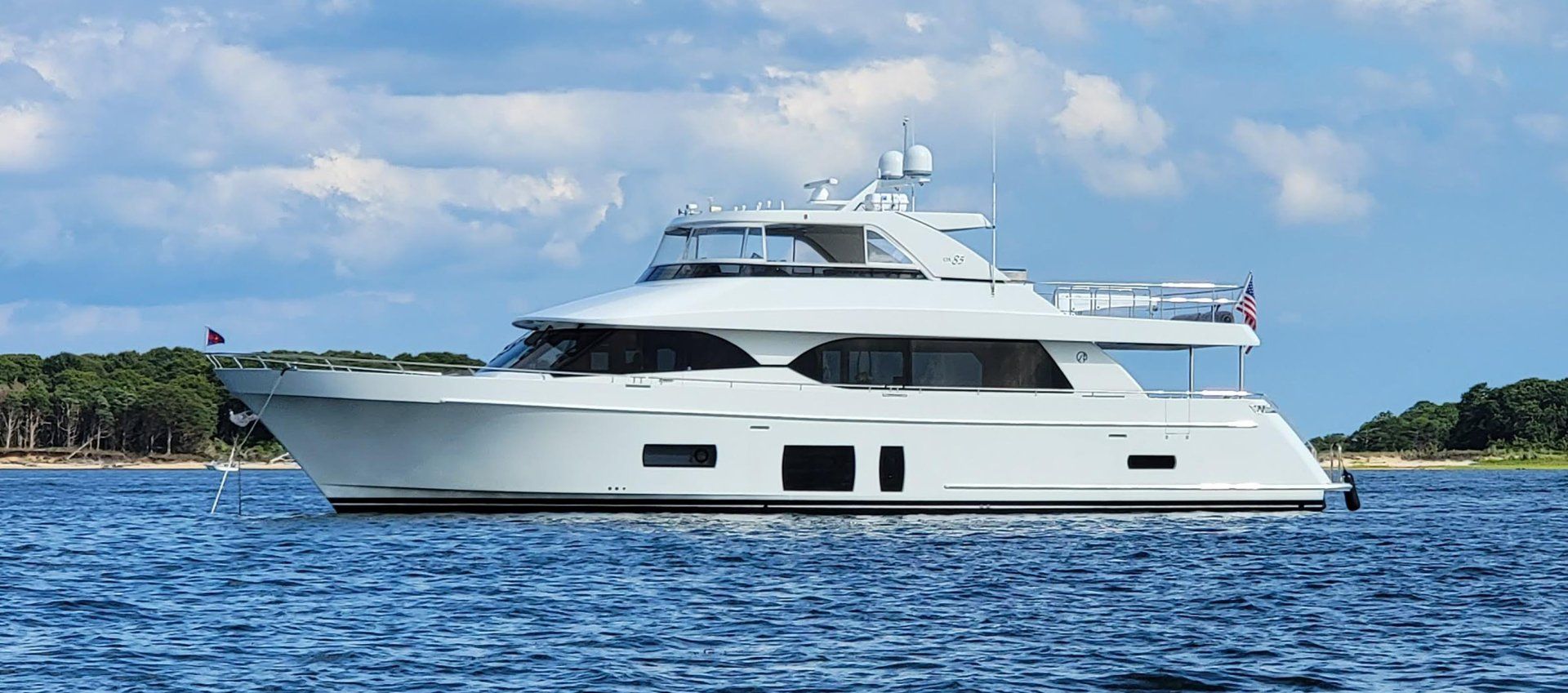 OCEAN ALEXANDER 85E 2