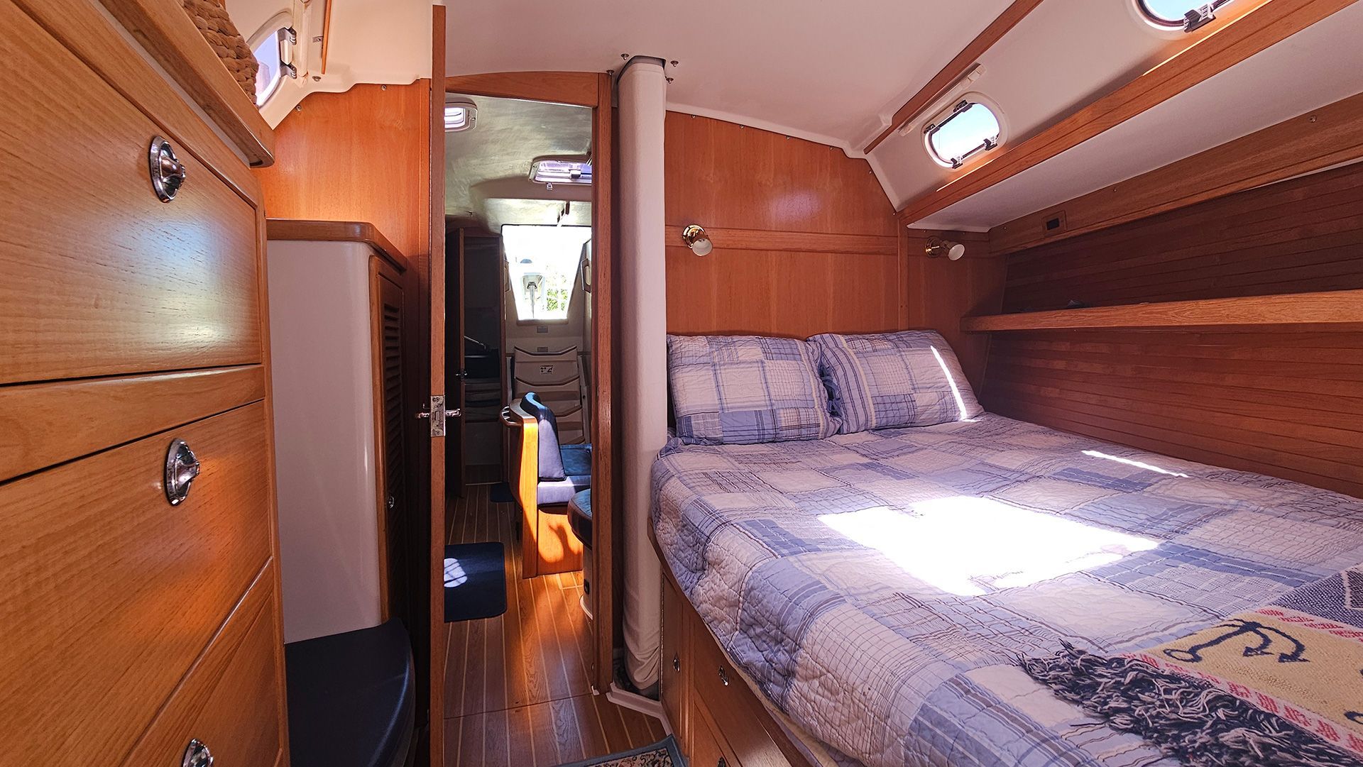Catalina 42 MkII “ILEX” 6