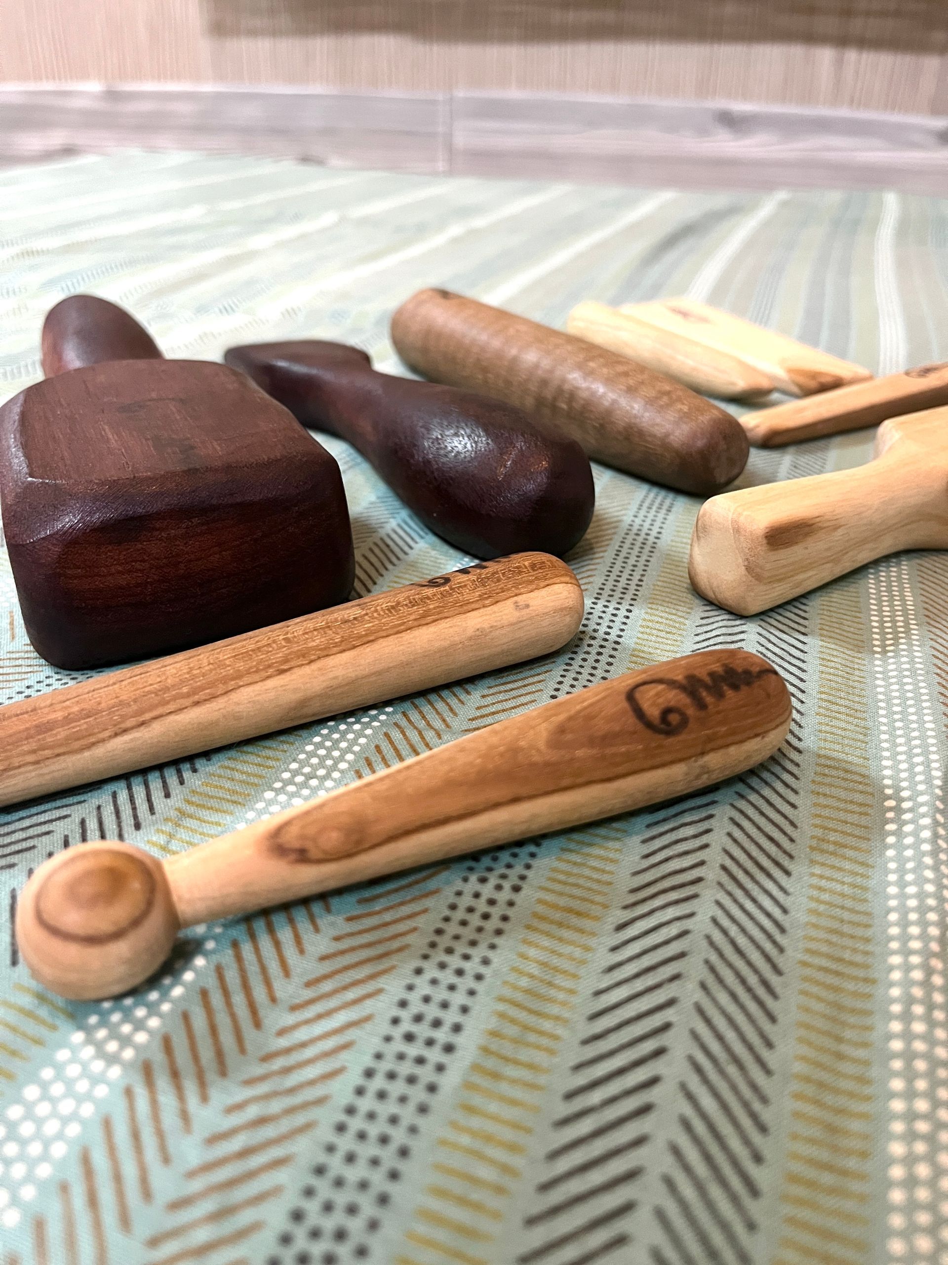 Tok Sen Massage Taiwan 台灣敲筋按摩