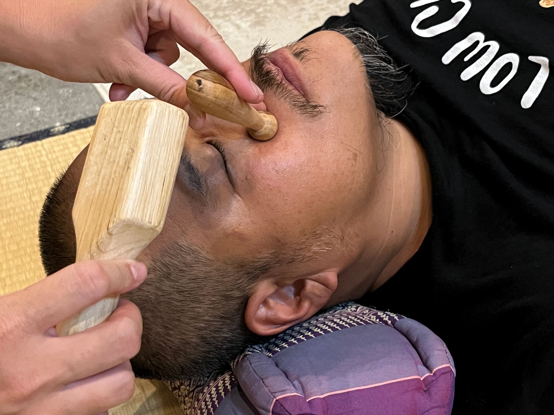 Tok Sen Massage Taiwan 台灣敲筋按摩