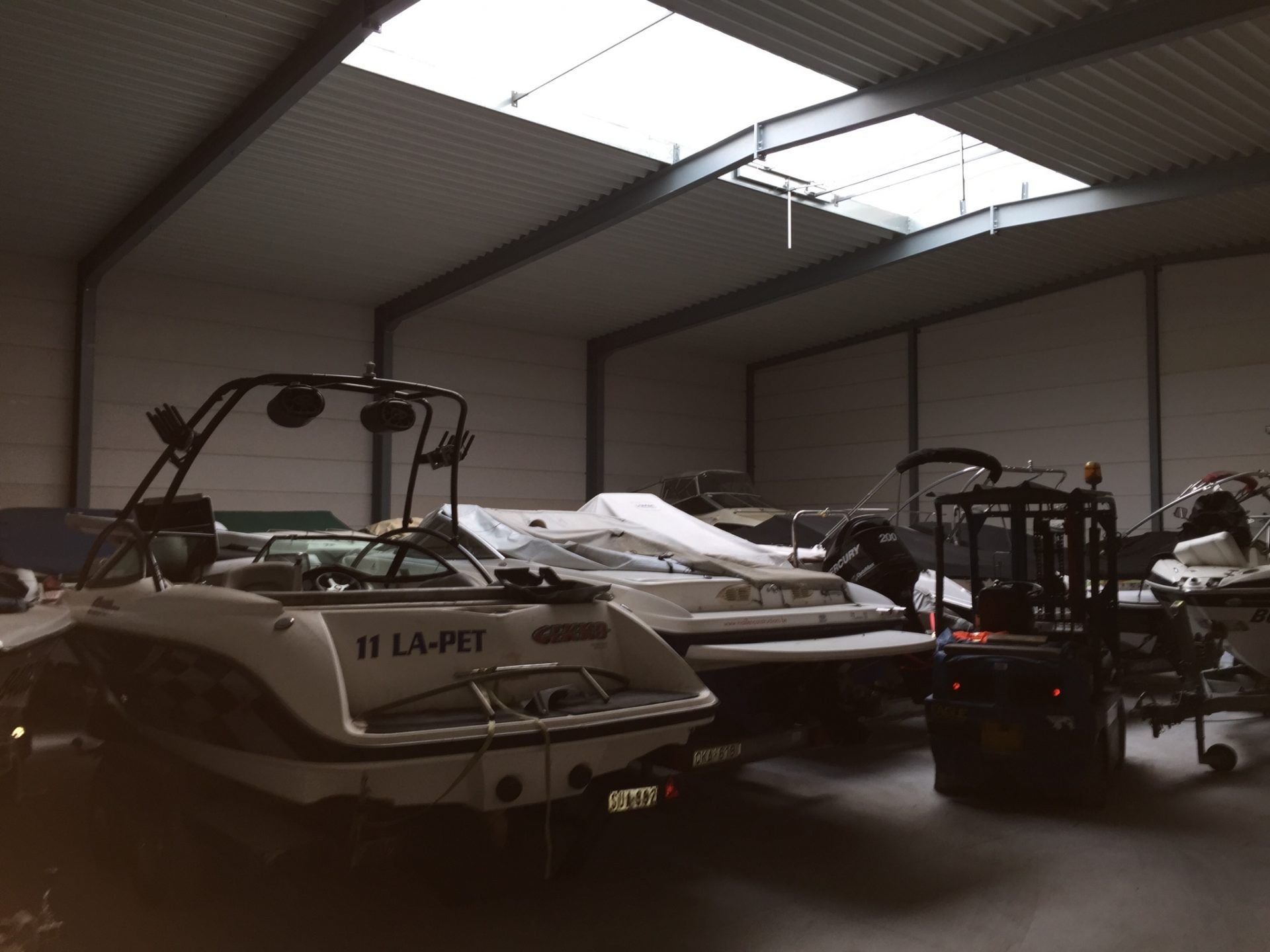 Water toys dans le garage nautique