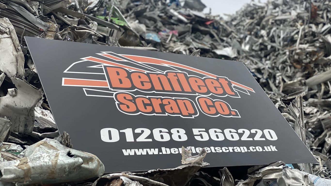 Benfleet Scrap sign with telephone number on it.