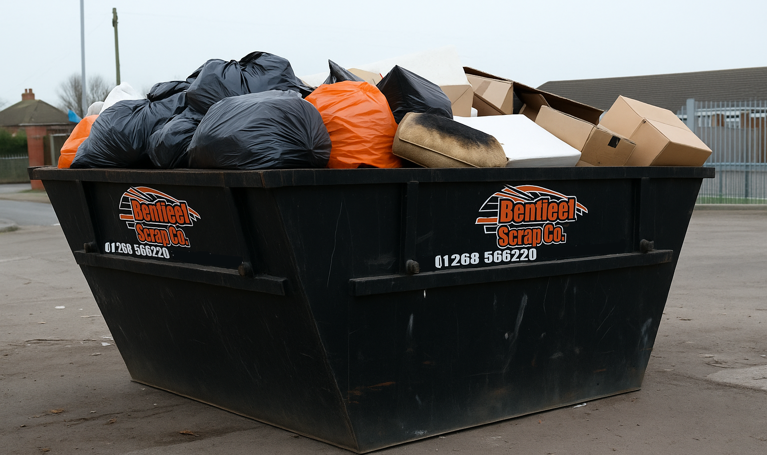 Benfleet Scrap skip full of clear out belognings