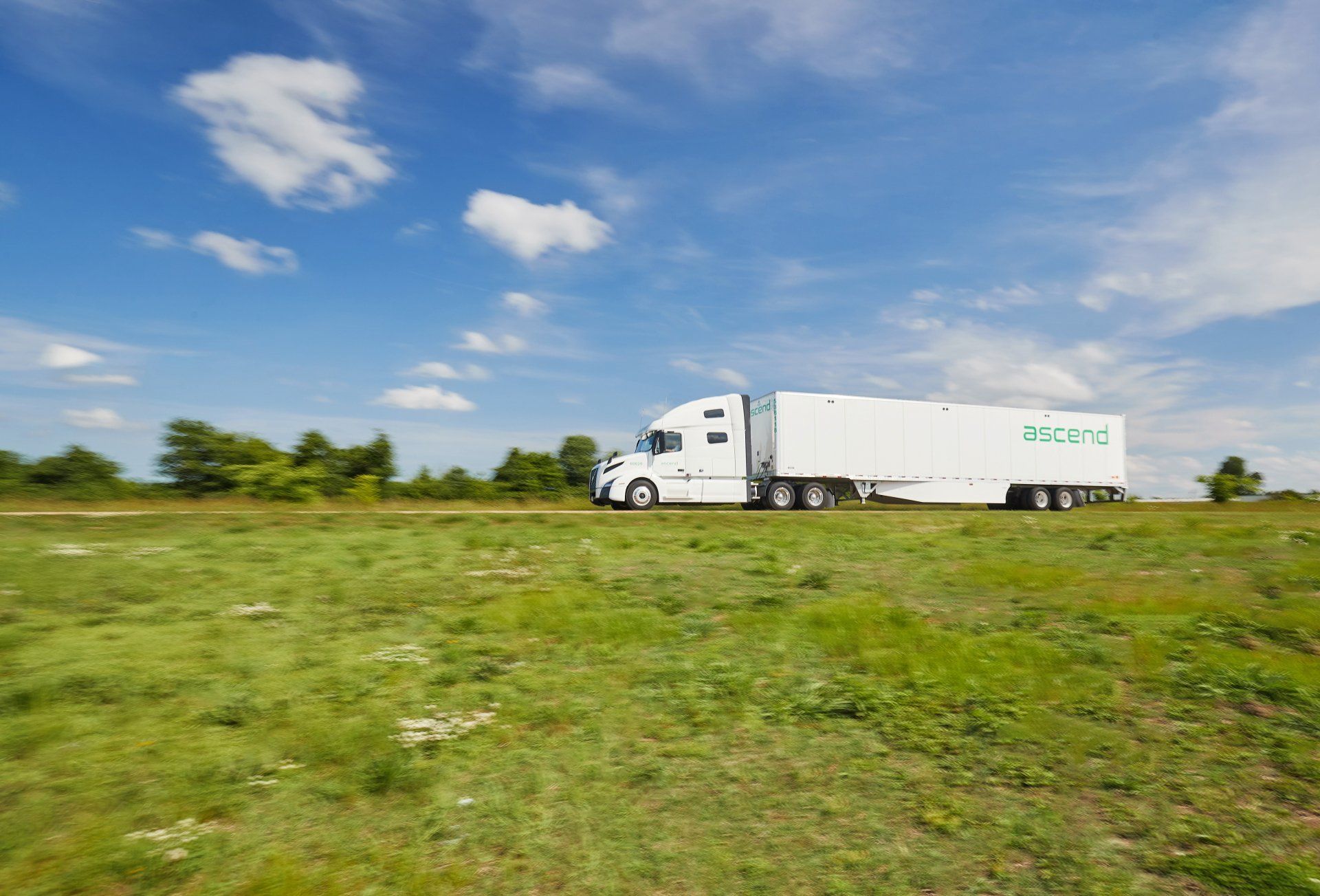 Ascend Dry Van Truck in Jackson, TN