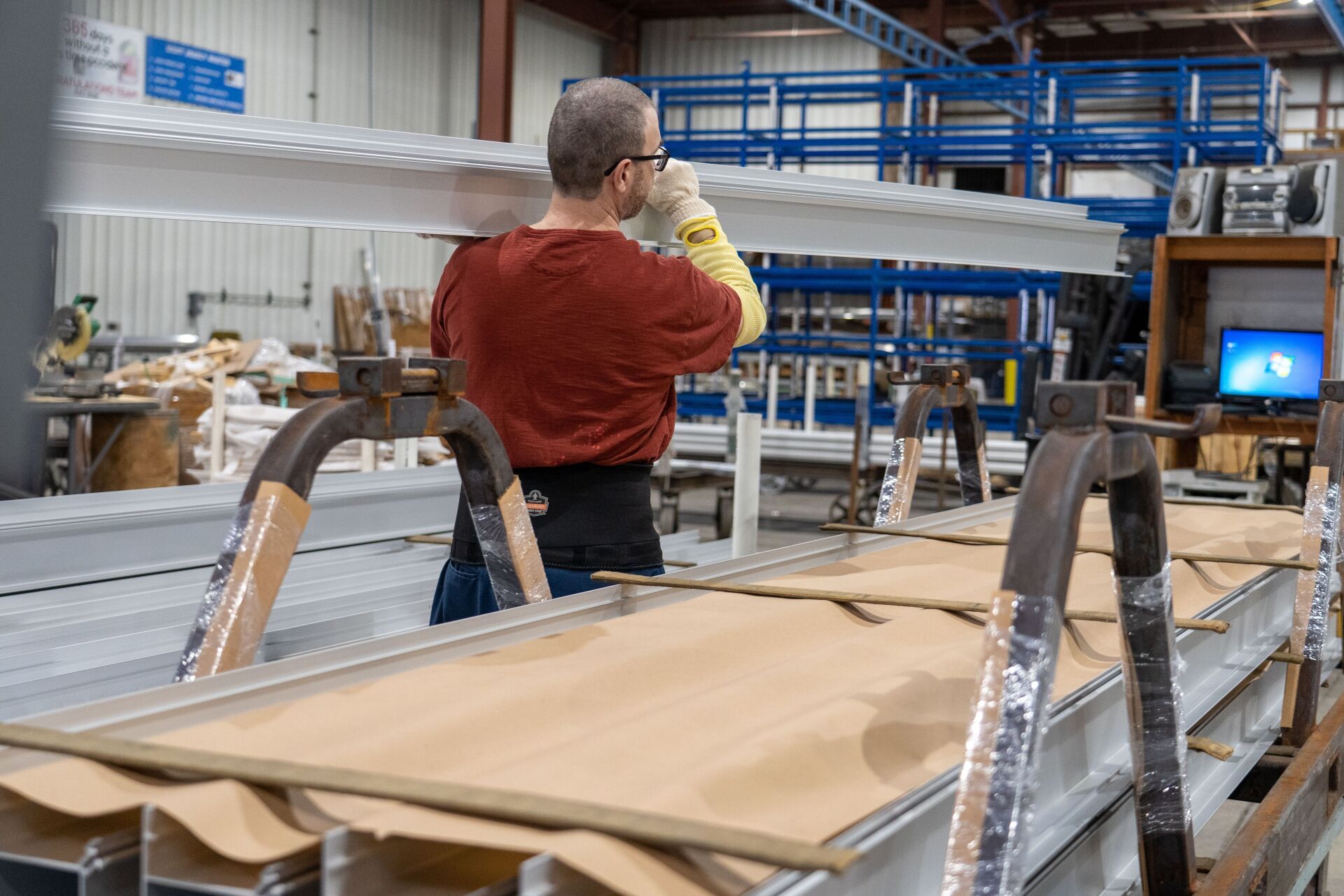 Pour and debridge services architectural metals