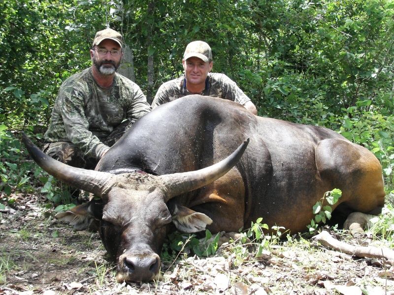 R&R Outfitters