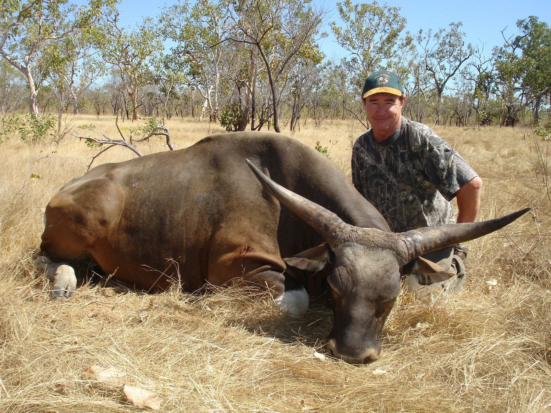 R&R Outfitters