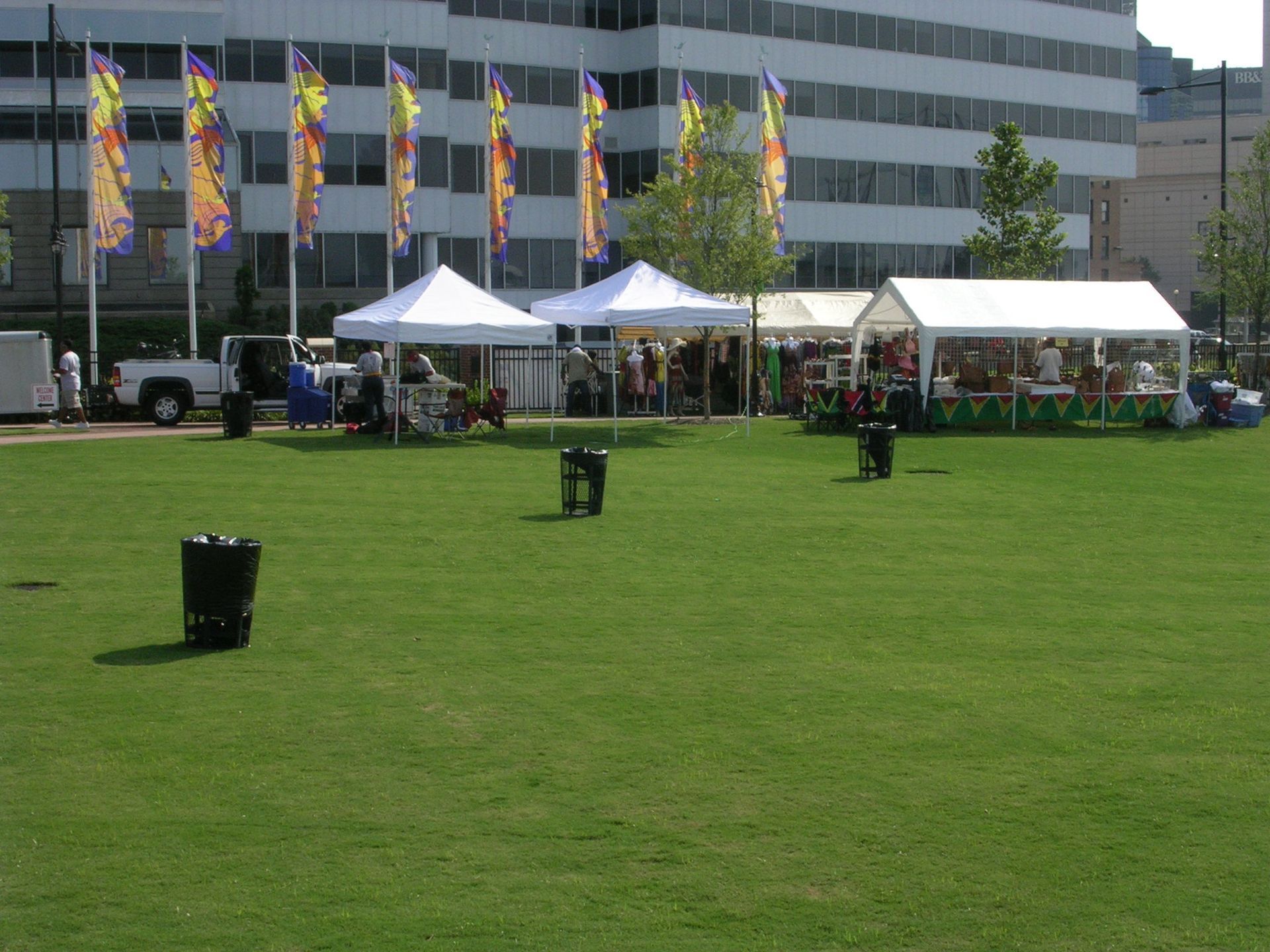 Outdoor Tents, Tables and Chair Rentals - Bos Enterprises