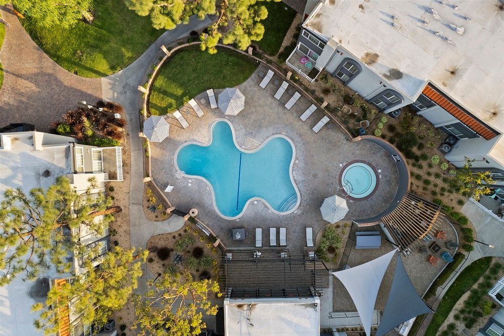 Sliding Photo Gallery Displaying Community Amenities