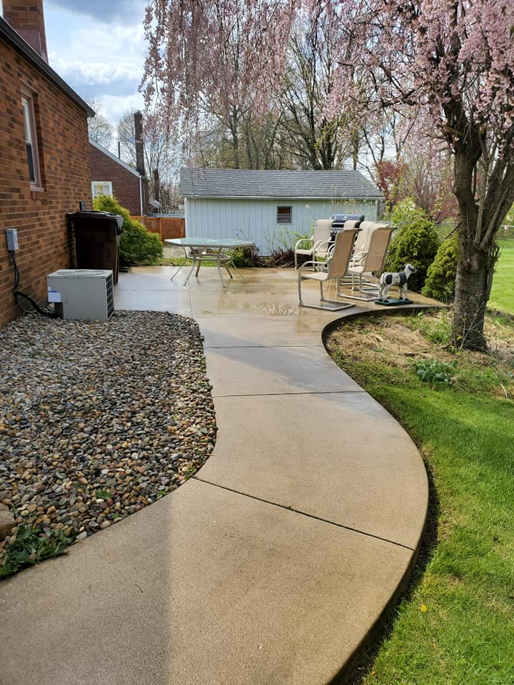 After Sidewalk Cleaning - Canton, OH - Big T's Power Clean