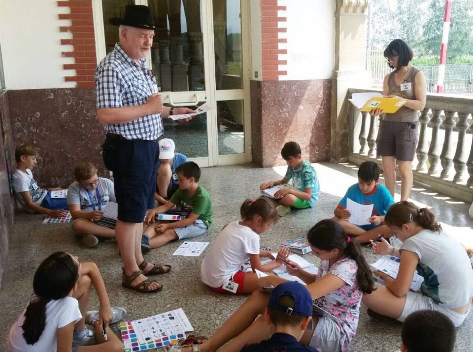 bambini con insegnante