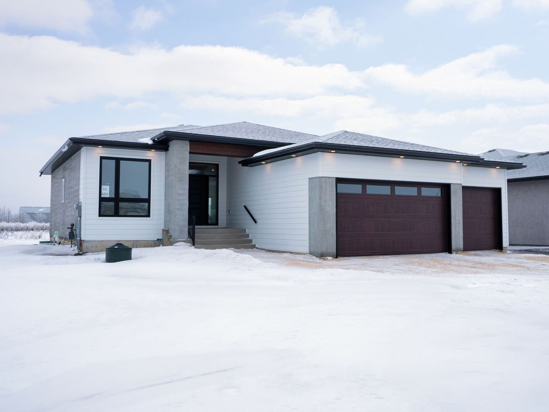 52 Ash Cove