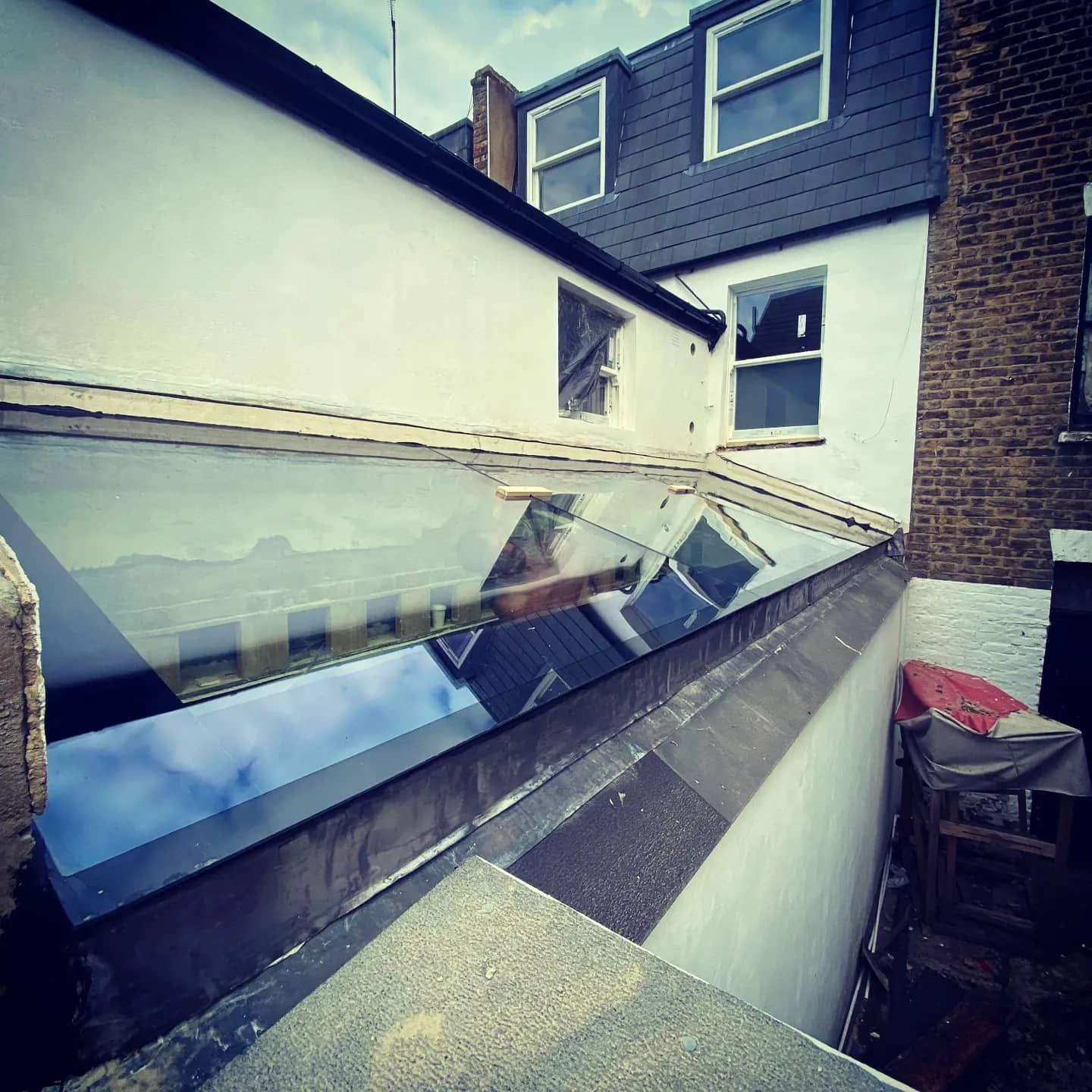 Frameless rooflight