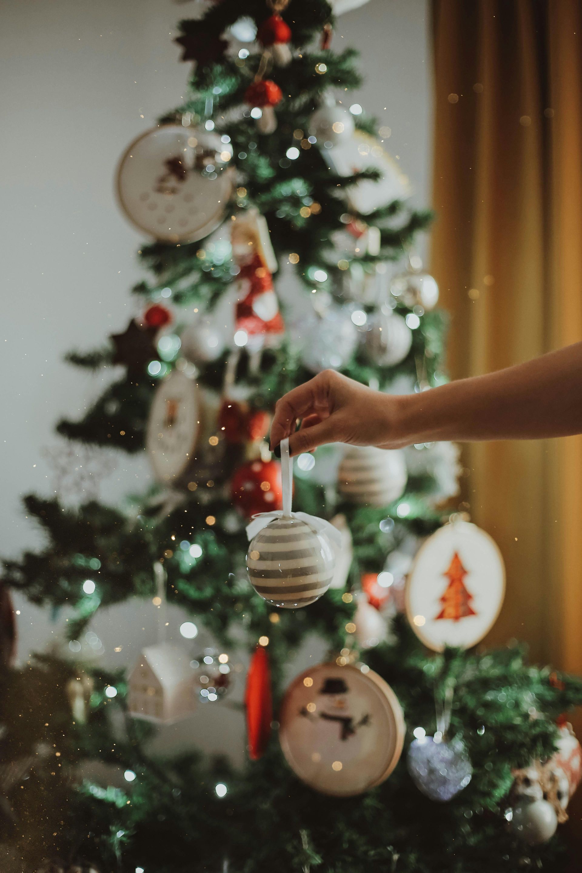 Decorate an ornament