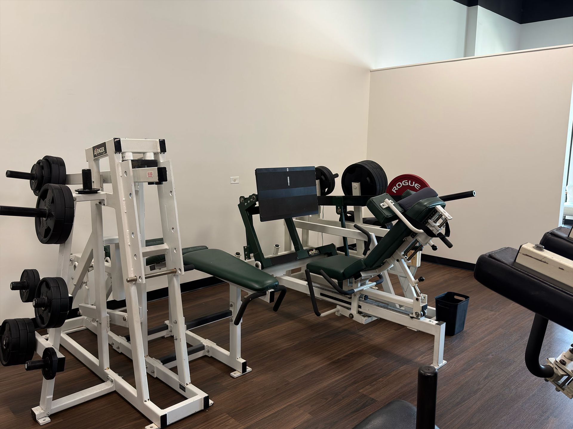 EXPERT COACHING THAT MAKE STRENGTH TRAINING SIMPLE