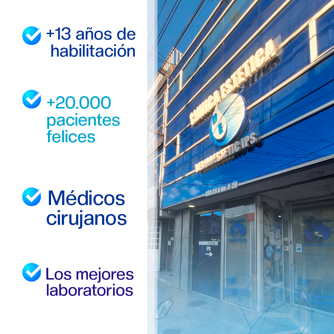 Un edificio con un cartel azul que dice clínica estética.