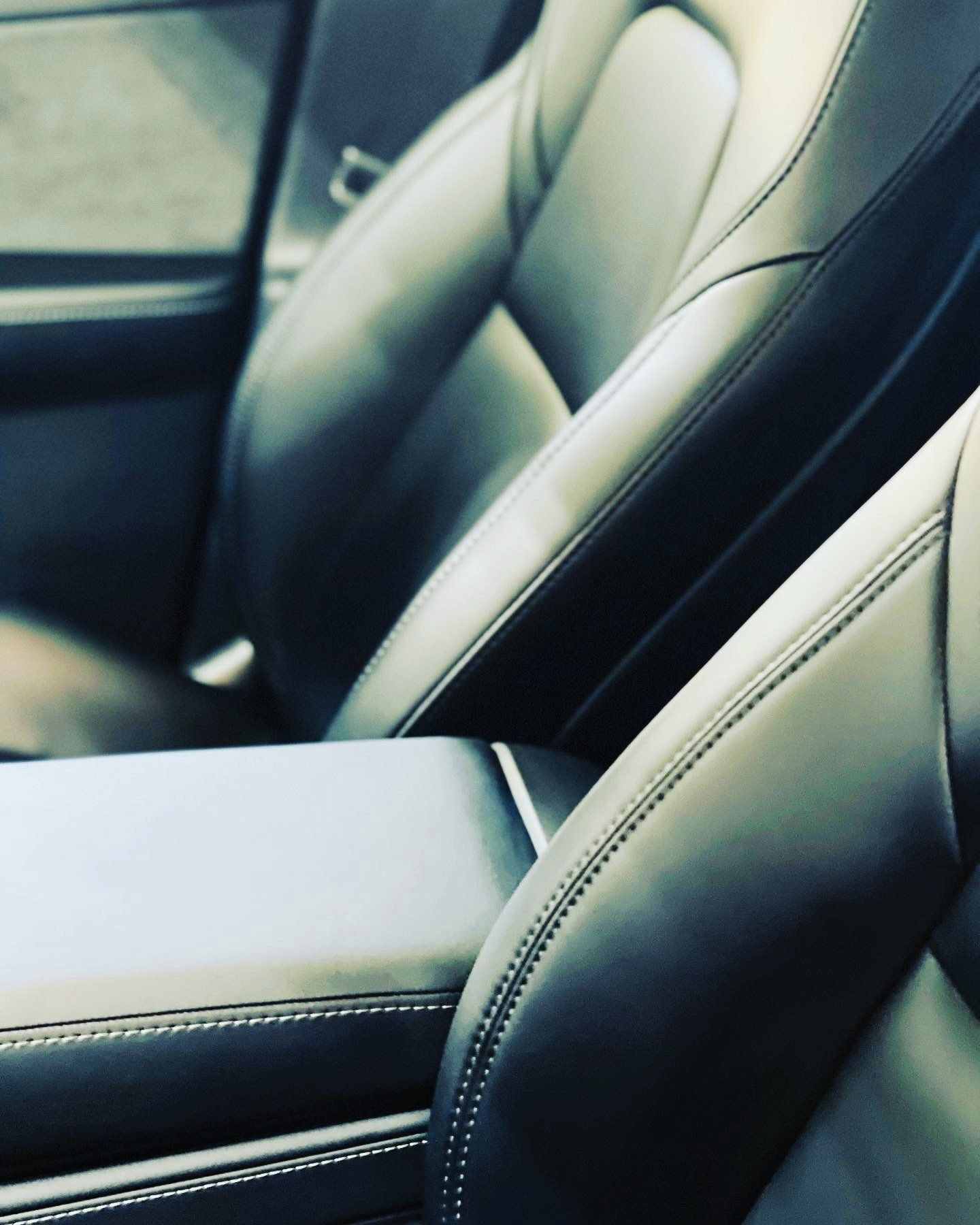 luxury car detailing