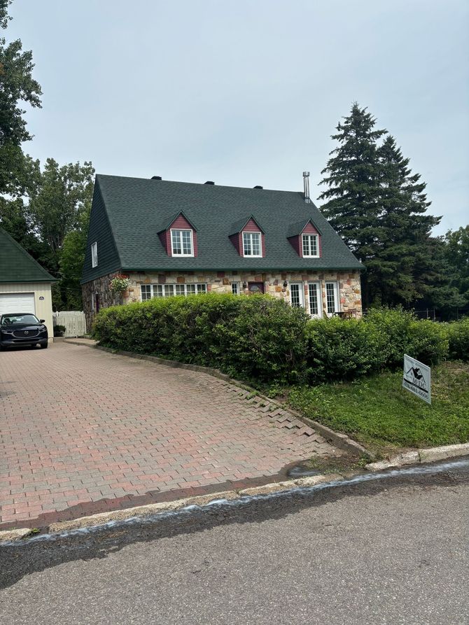 Réfection de toiture complet à sillery, Gaf master élite, couleur vert chasseur