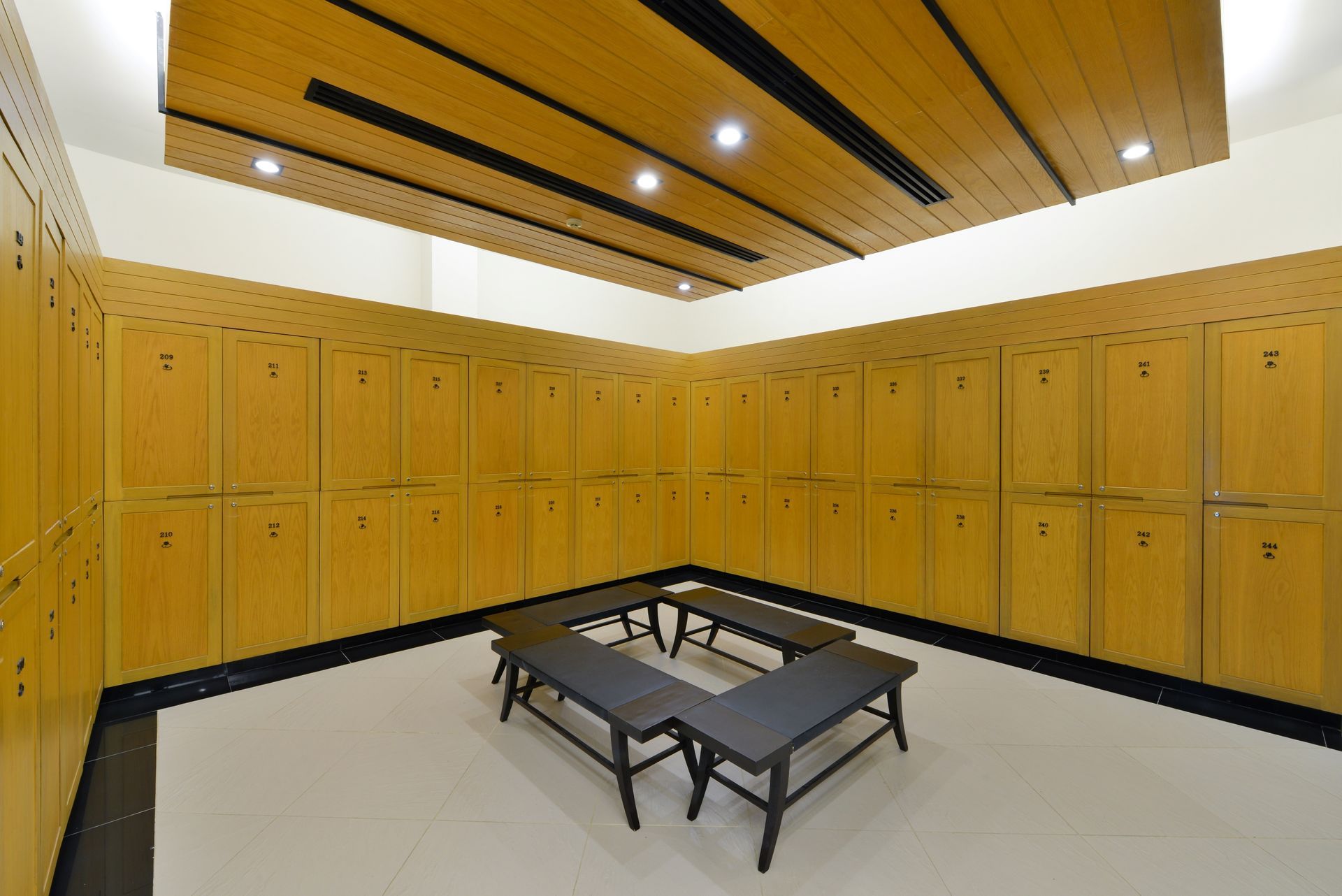 Locker Room - Lotus Valley Golf Resort