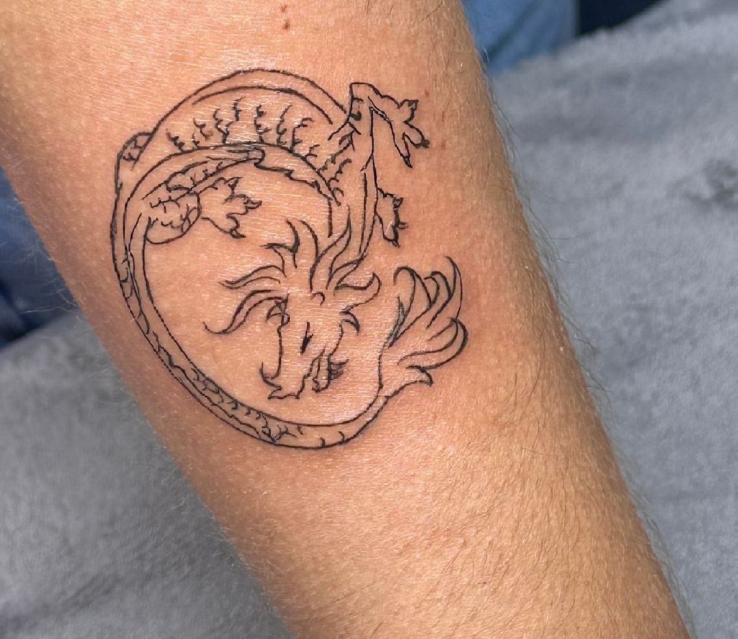 Fine line tattoo