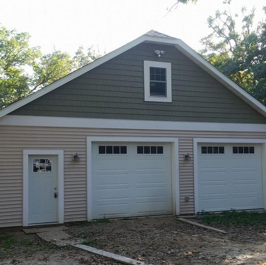 Finished custom garage in Minneapolis MN by Heinen Contracting