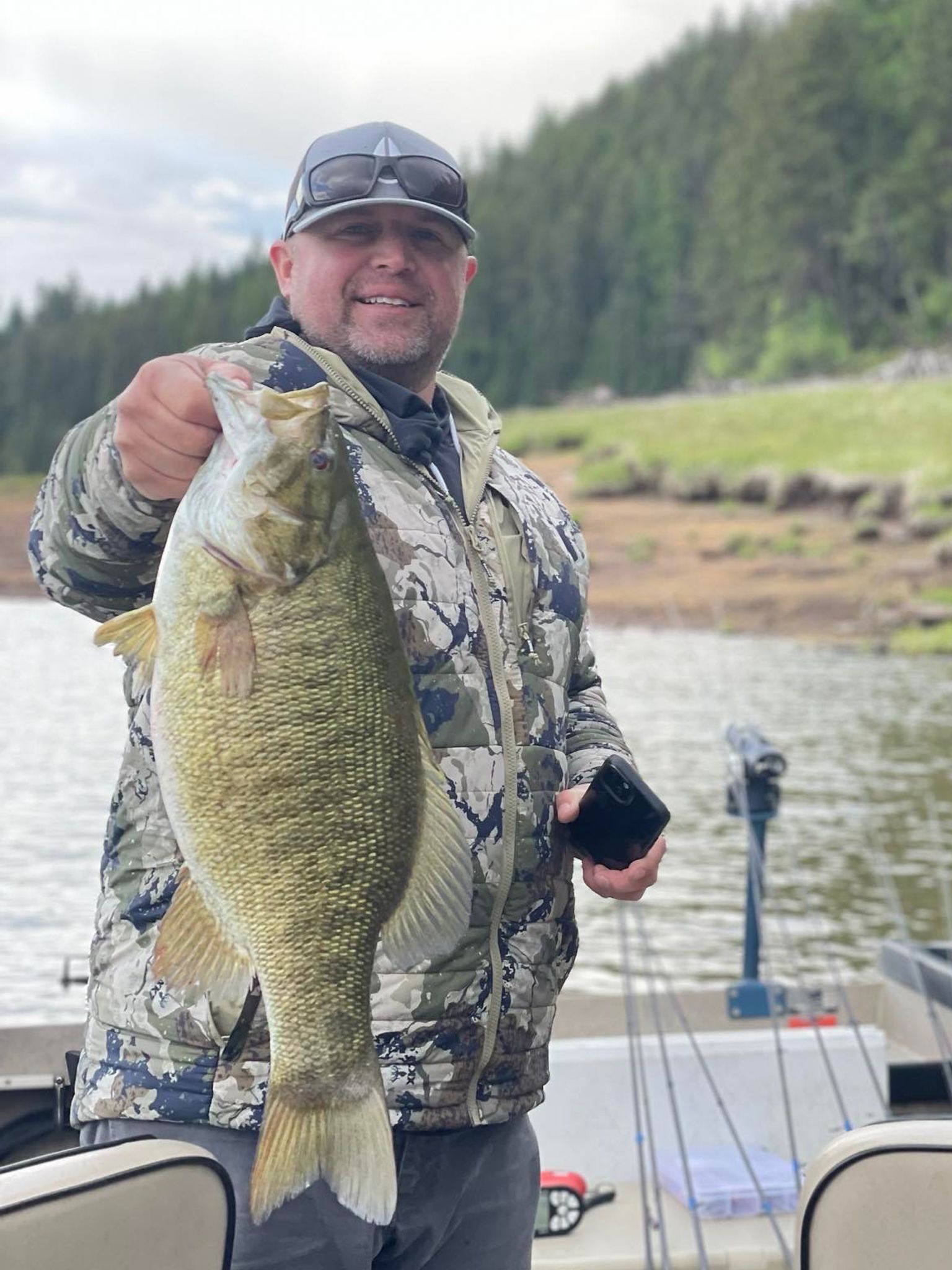 Dworshak Reservoir Smallmouth Bass Fishing Guides