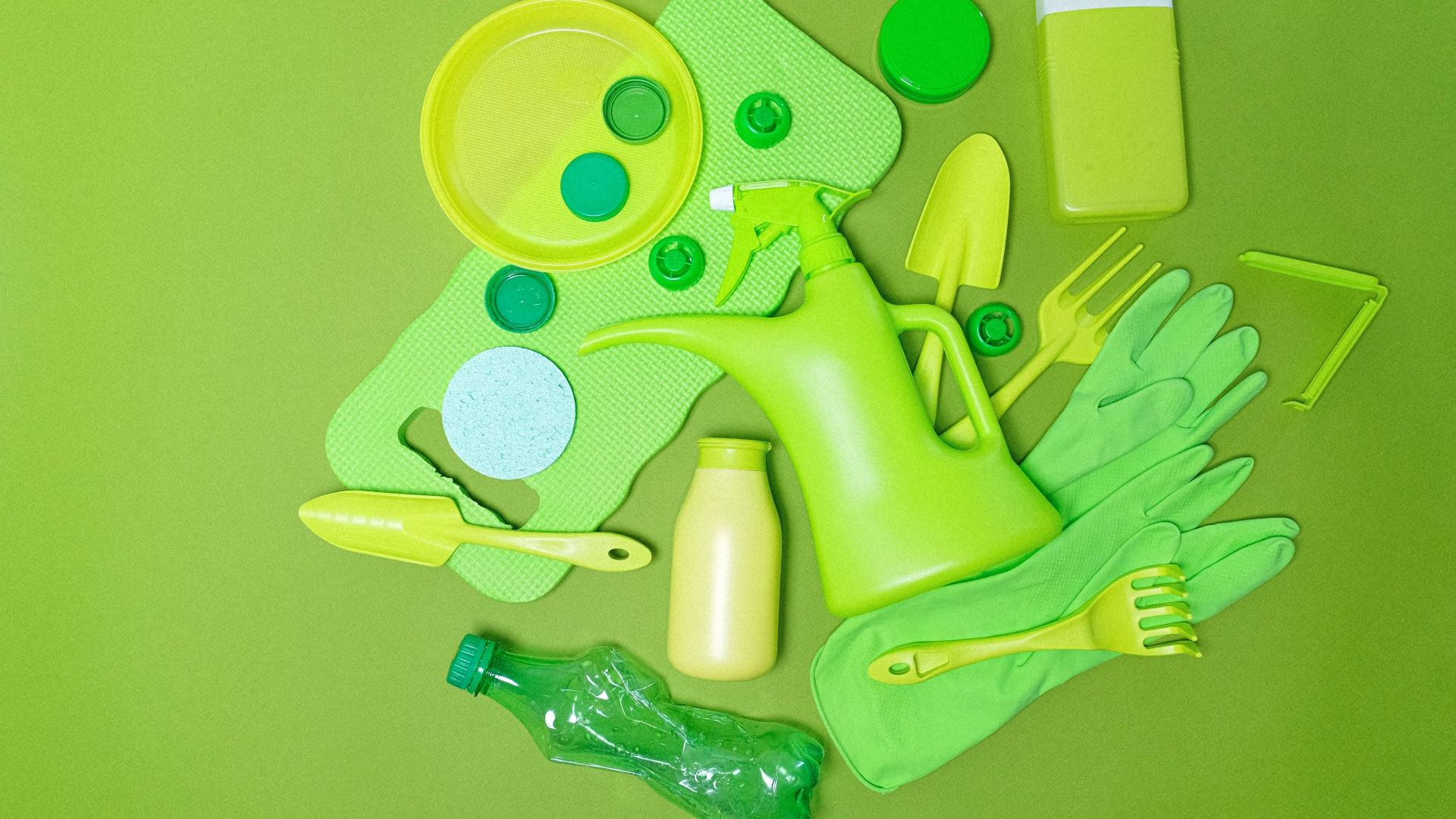 Green recycled plastics