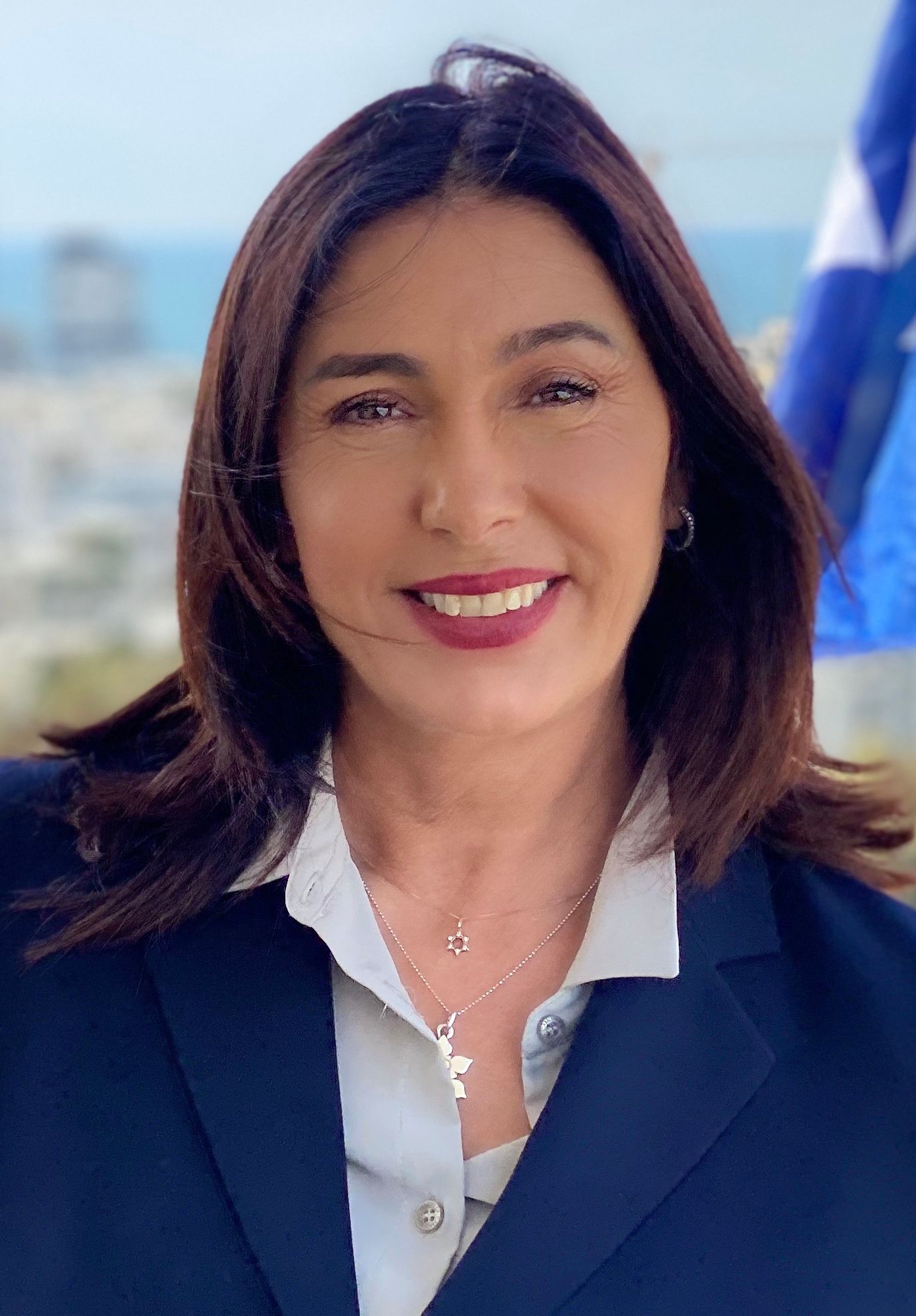 https://www.facebook.com/miri.regev.il