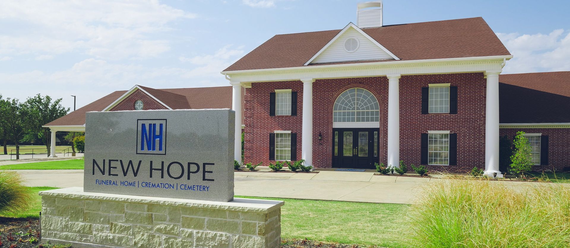 Exterior of New Hope Funeral Home