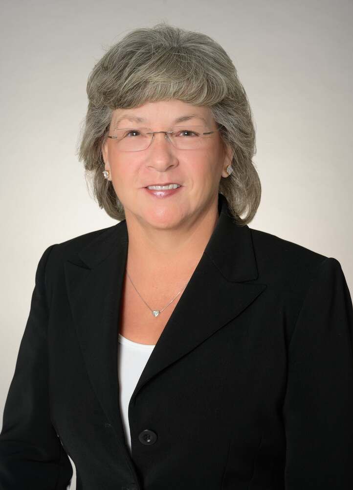 Pamela Swindling