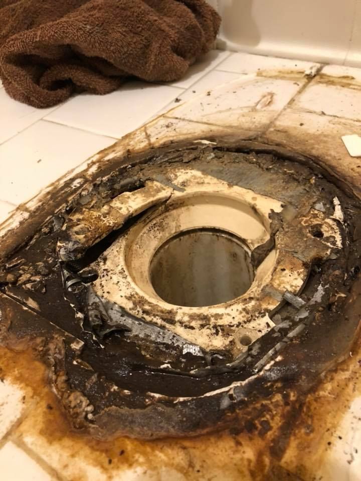 This is what happens when the closet bolts are tightened too much
