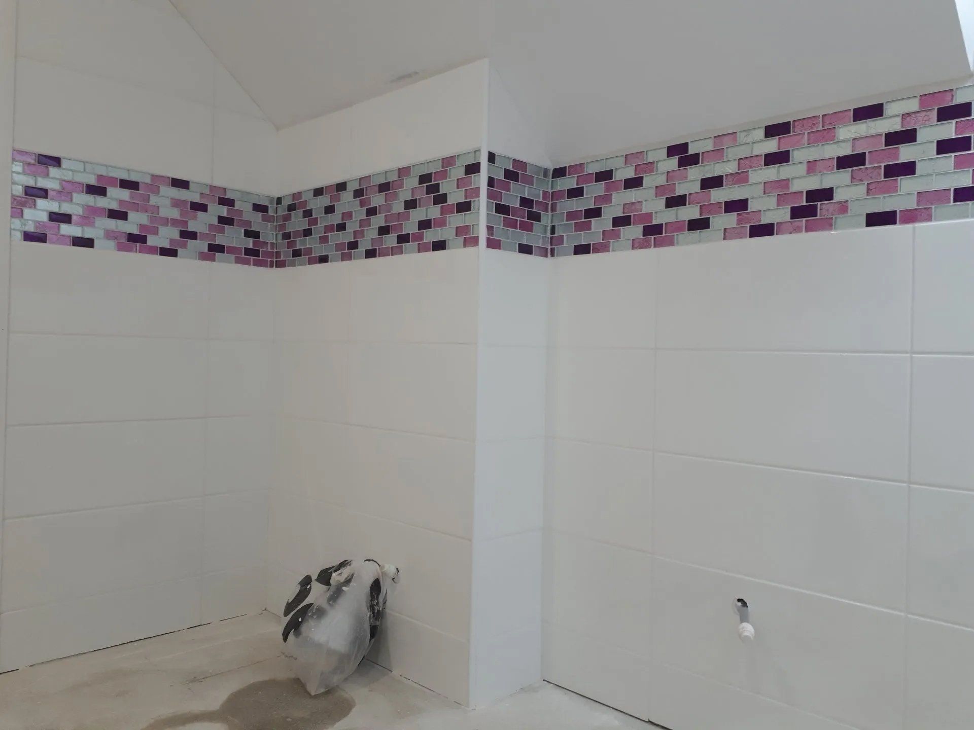 modern purple tiling