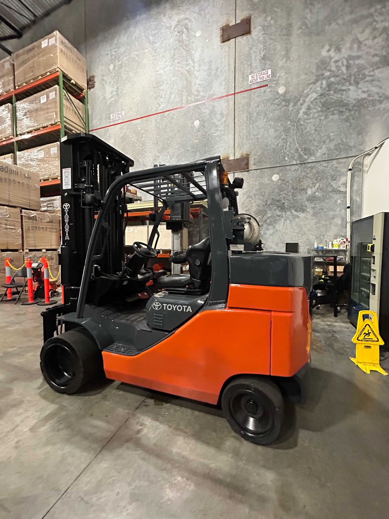 Toyota Forklift 10,000 Gas