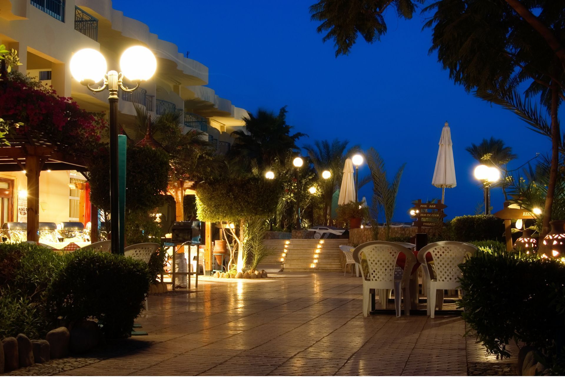 outdoor patio lighting ideas