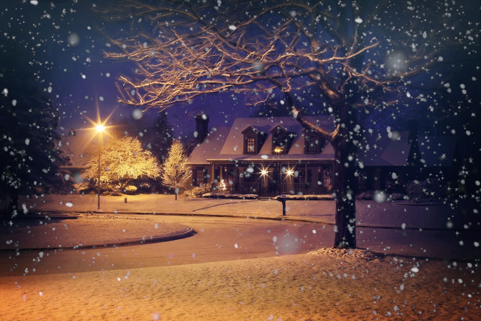 Uplighting vs Flood Lighting