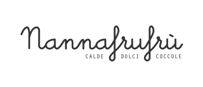 Logo con la scritta “Nannafrù” e le parole “calde dolci coccole” sotto, su sfondo bianco
