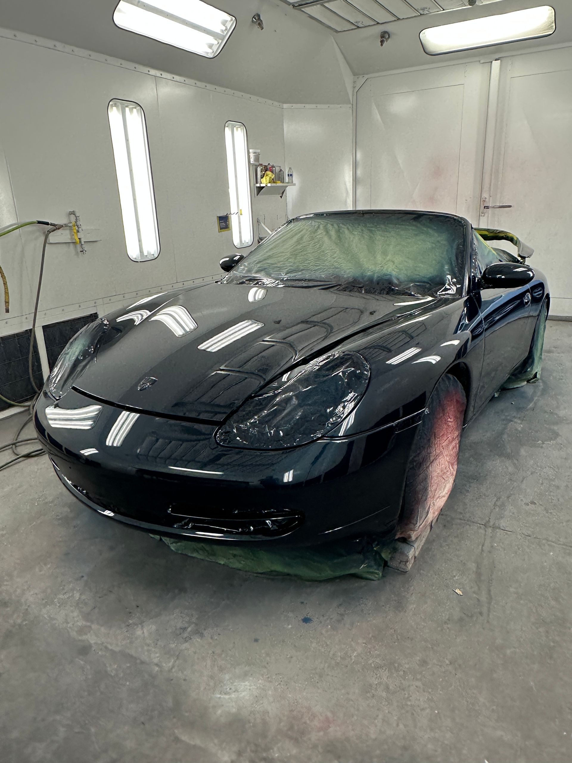 Porsche auto painting