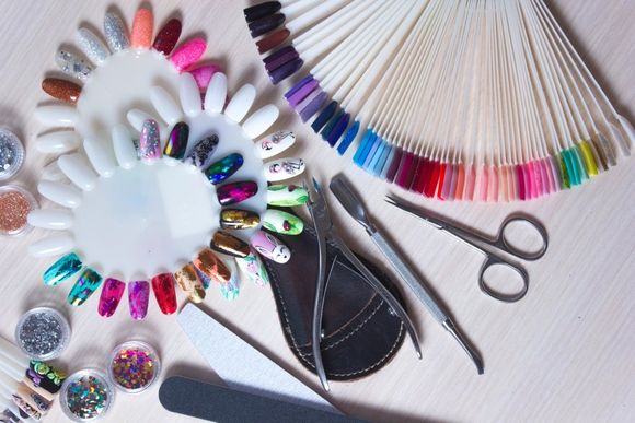 eco-friendly polishes for nails