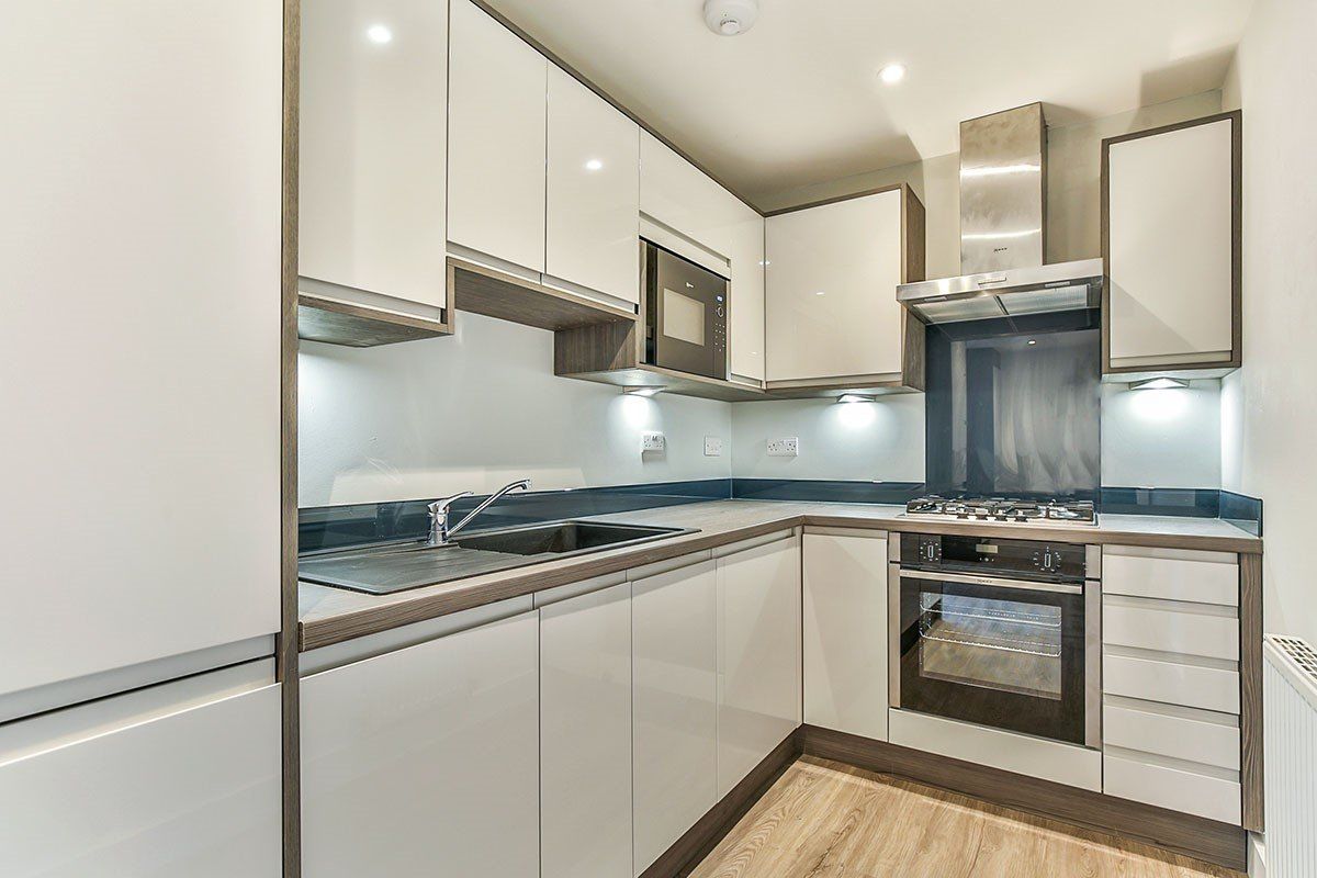 Apartment 13 - 1 Rydal Crescent. 112sqm/ 1205 sq ft. - 