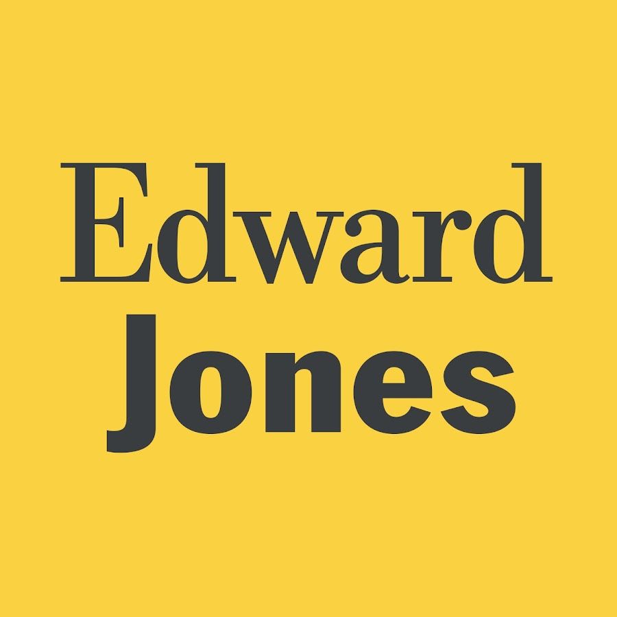 Julia Gaul at Edward Jones